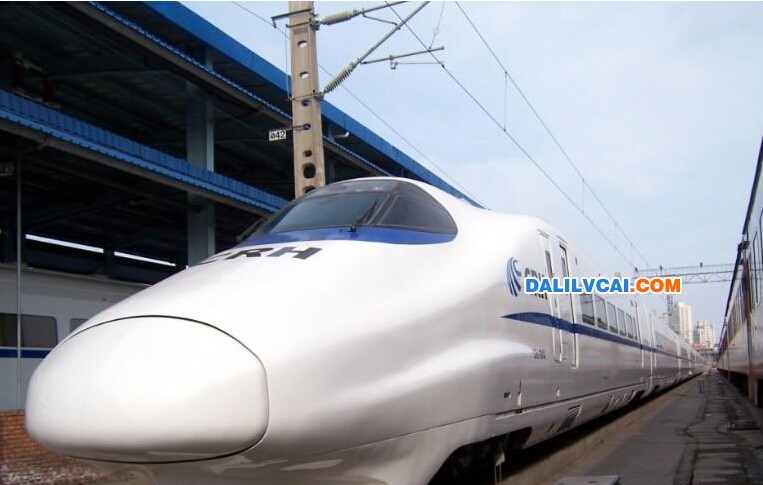 南南鋁業(yè)生產(chǎn)的高鐵鋁合金車體鋁型材應用在CRH380A動車組