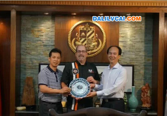 佛山中南鋁車輪榮獲哈雷全球最佳供應(yīng)商獎牌
