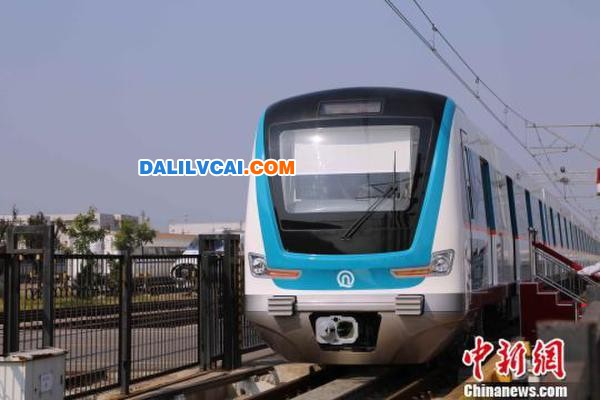 為青島地鐵定制的鋁合金車體