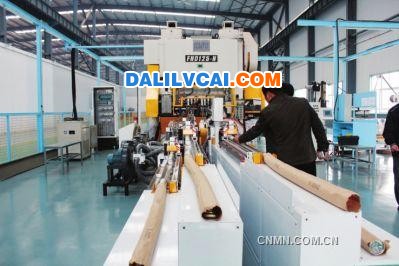 伊川鋁工業(yè)園內(nèi)某企業(yè)的精深鋁加工機(jī)器