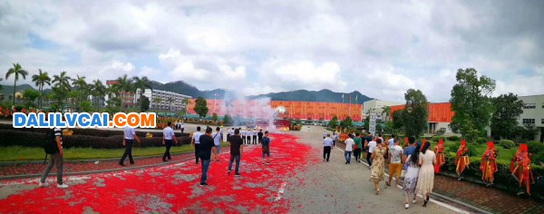 新合鋁業(yè)成立20周年慶典現(xiàn)場